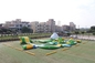 Γιγαντιαίο ενήλικο διογκώσιμο πάρκο Aqua, αλεξίπυρα παιχνίδια πάρκων νερού PVC διογκώσιμα