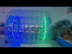 Προβολή Factory LED Light PVC Roller Tube Roller Ball Game με φουσκωτό σώμα Zorb Ball Demo