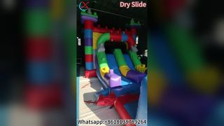 Διασκέδαση με νεροτσουλήθρες Kids Bounce House