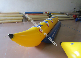Σφραγισμένα διογκώσιμα παιχνίδια νερού που πετούν την μπανάνα 4 επιπλεόντων σωμάτων υλικό PVC καθισμάτων ανθρώπων